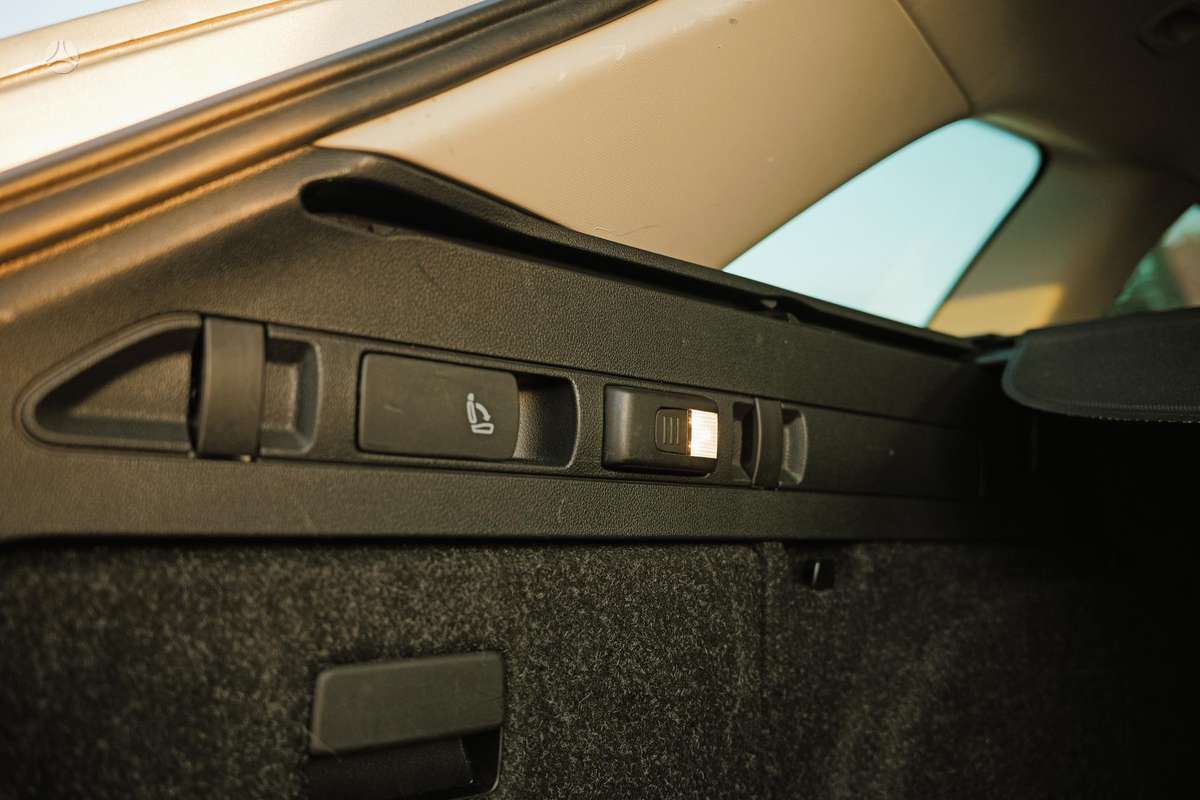 Skoda Superb, 2.0 l., Универсал