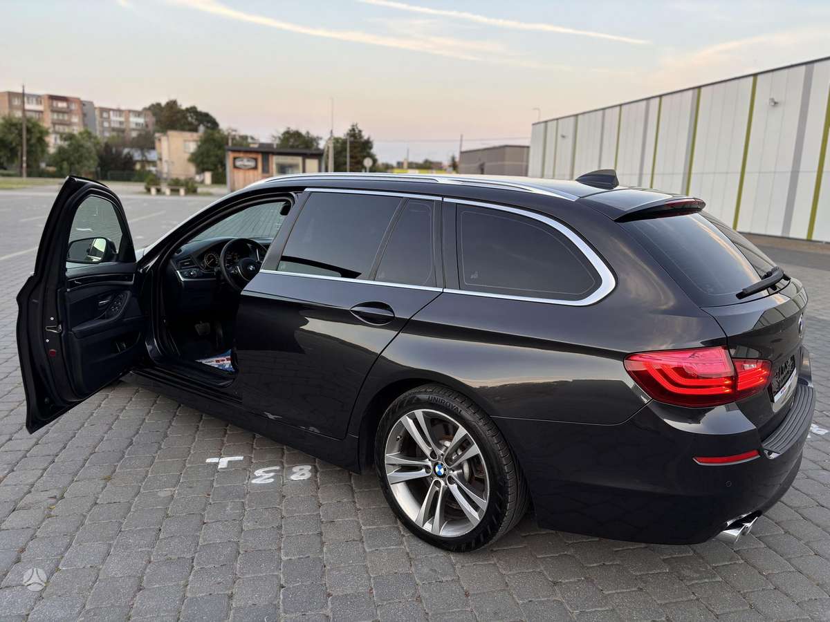 BMW 520, 2.0 l., wagon