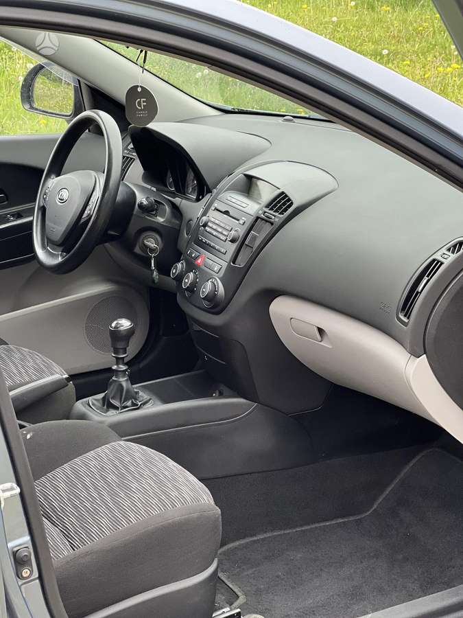 Kia Ceed, 1.6 l., universalas