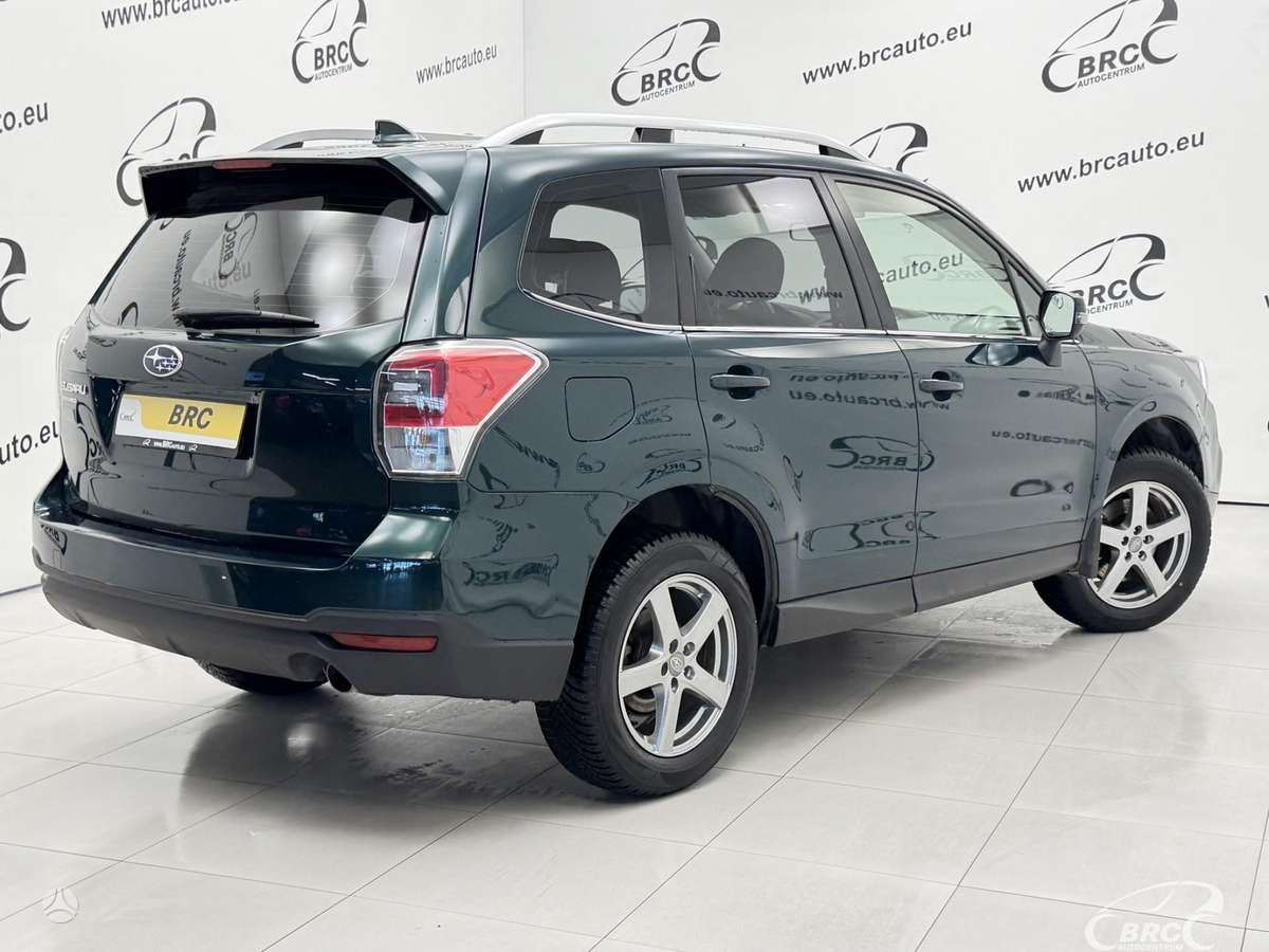 Subaru Forester, 2.0 l., Внедорожник / Кроссовер