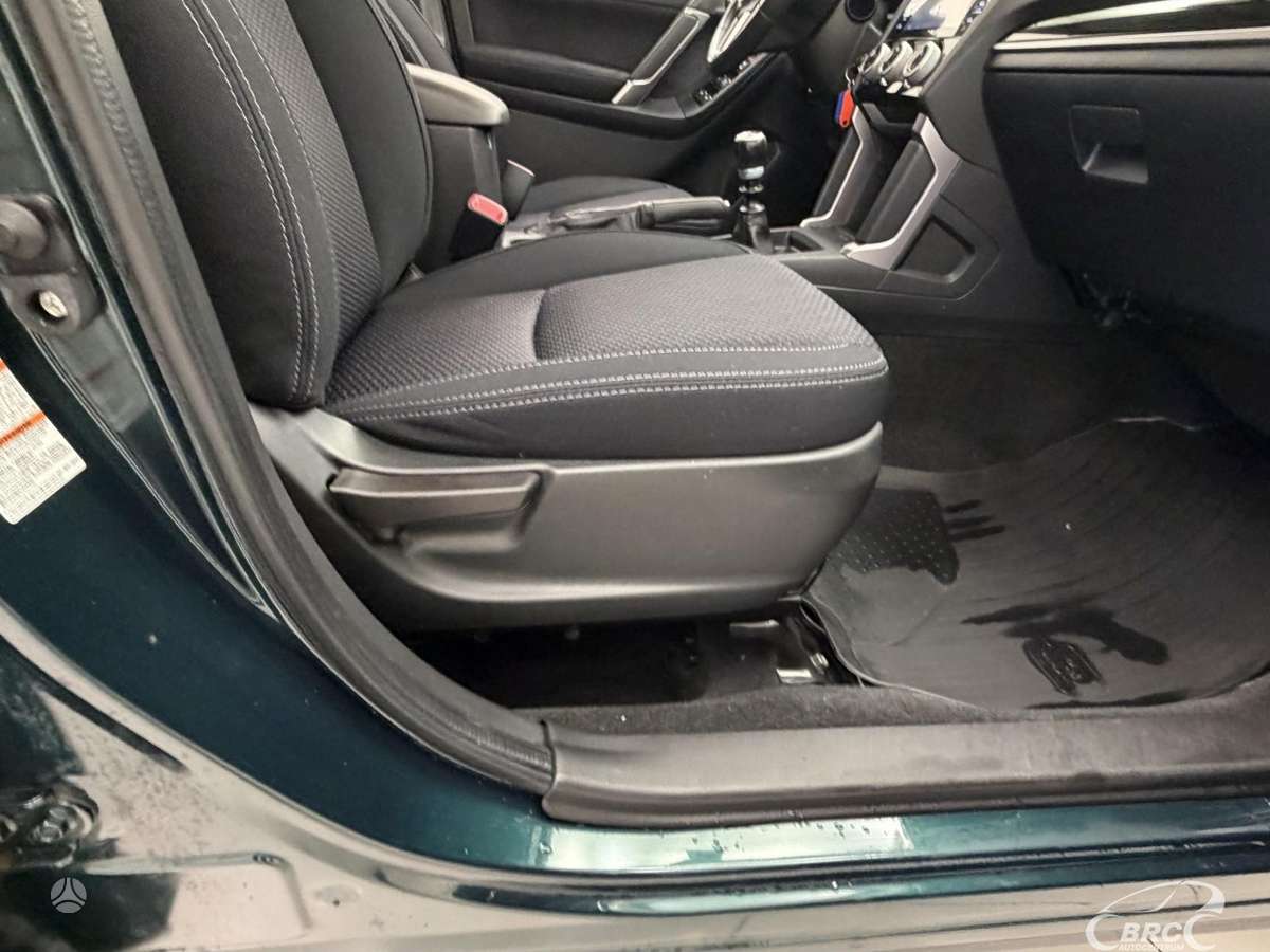 Subaru Forester, 2.0 l., Внедорожник / Кроссовер