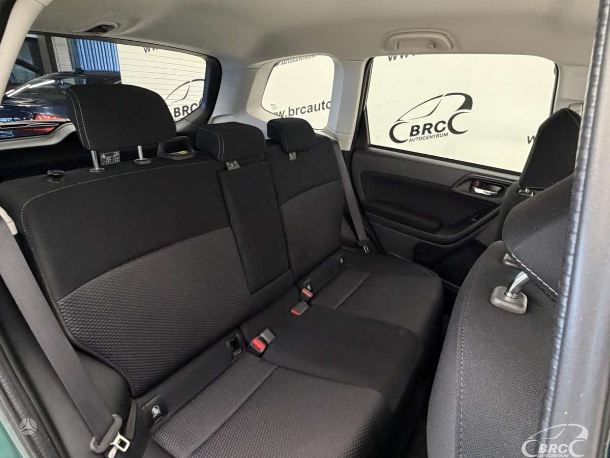 Subaru Forester, 2.0 l., Внедорожник / Кроссовер