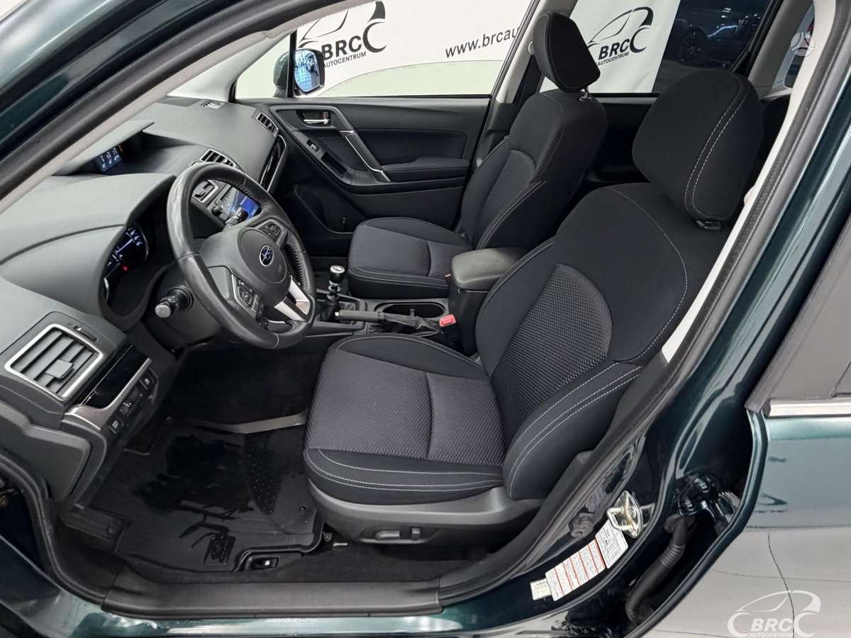 Subaru Forester, 2.0 l., Внедорожник / Кроссовер