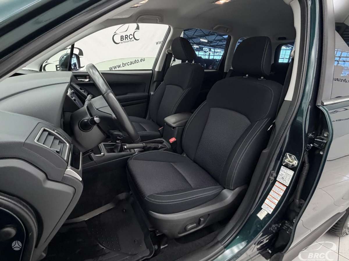 Subaru Forester, 2.0 l., Внедорожник / Кроссовер