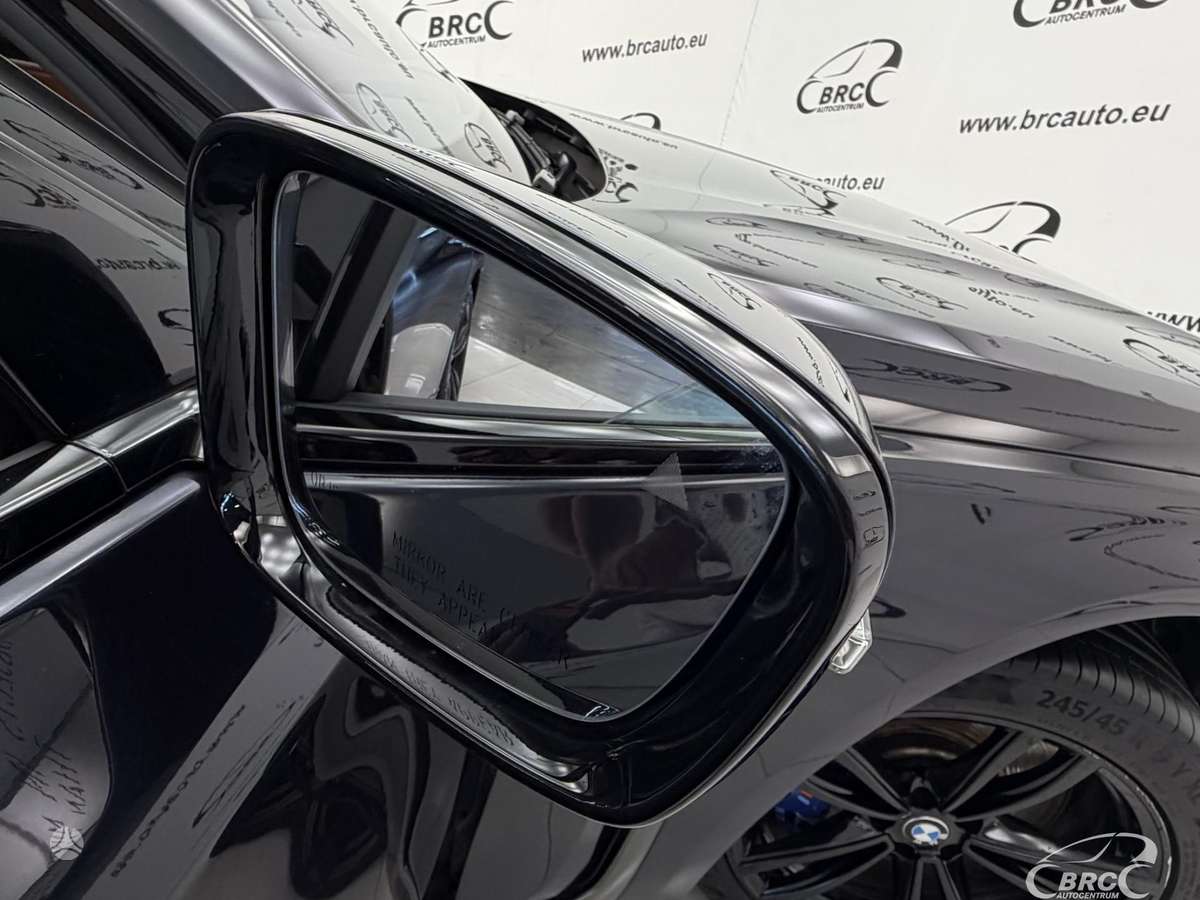 BMW 750, 4.4 l., Седан