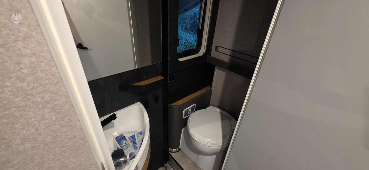 Hymer Venture S, campers