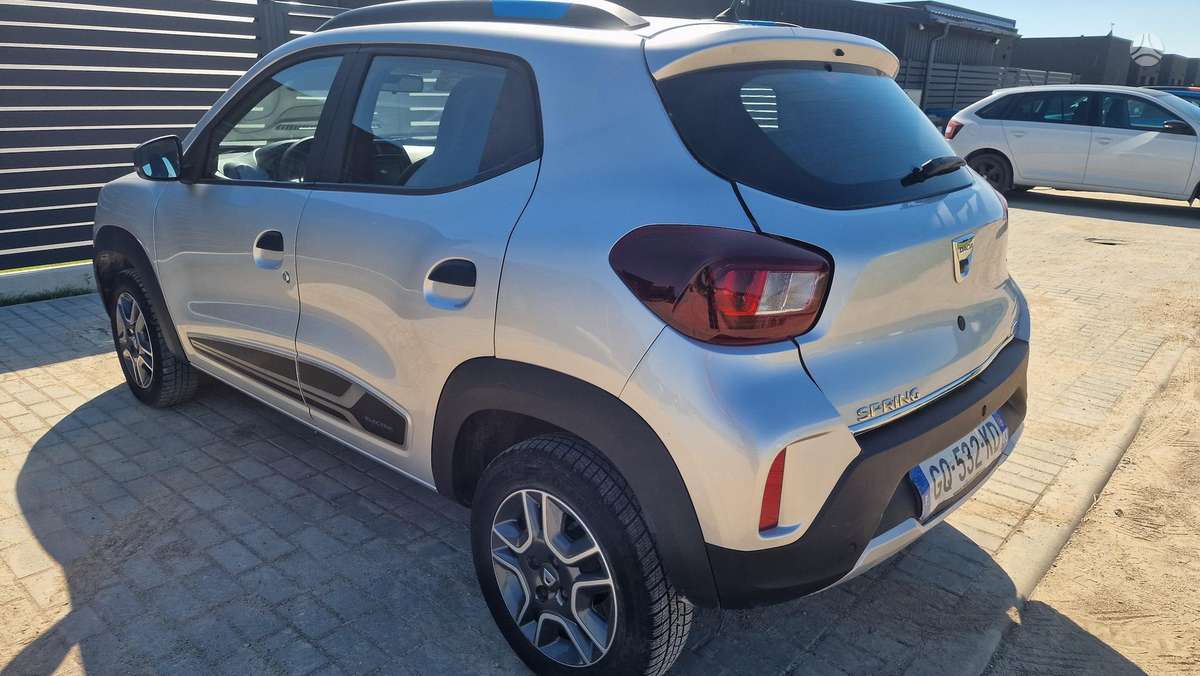 Dacia Spring, off-road / crossover