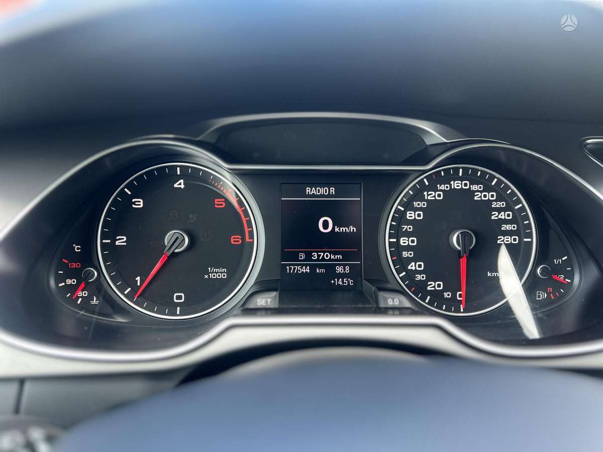Audi A4, 2.0 l., Универсал