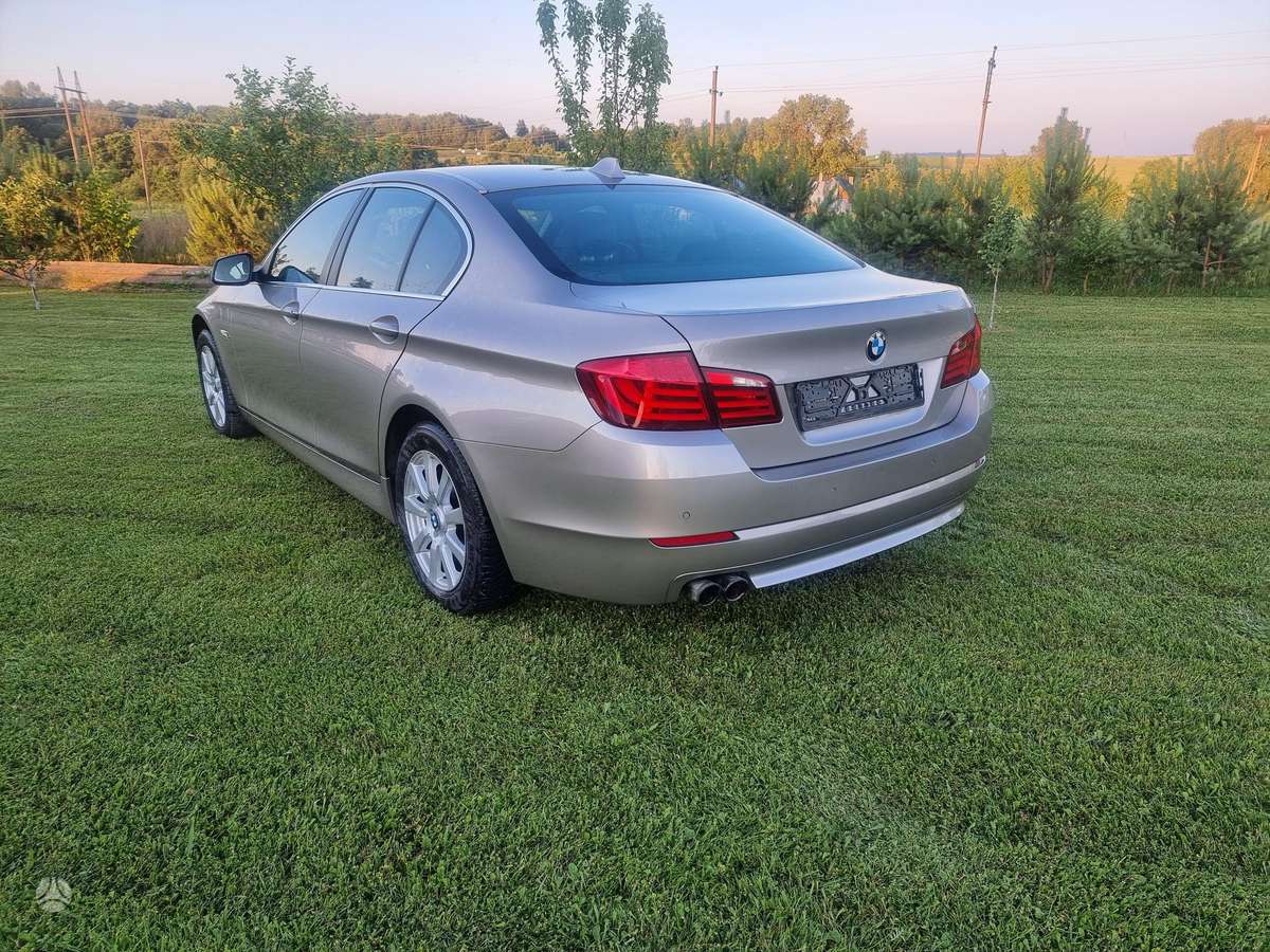 BMW 520, 2.0 l., sedanas