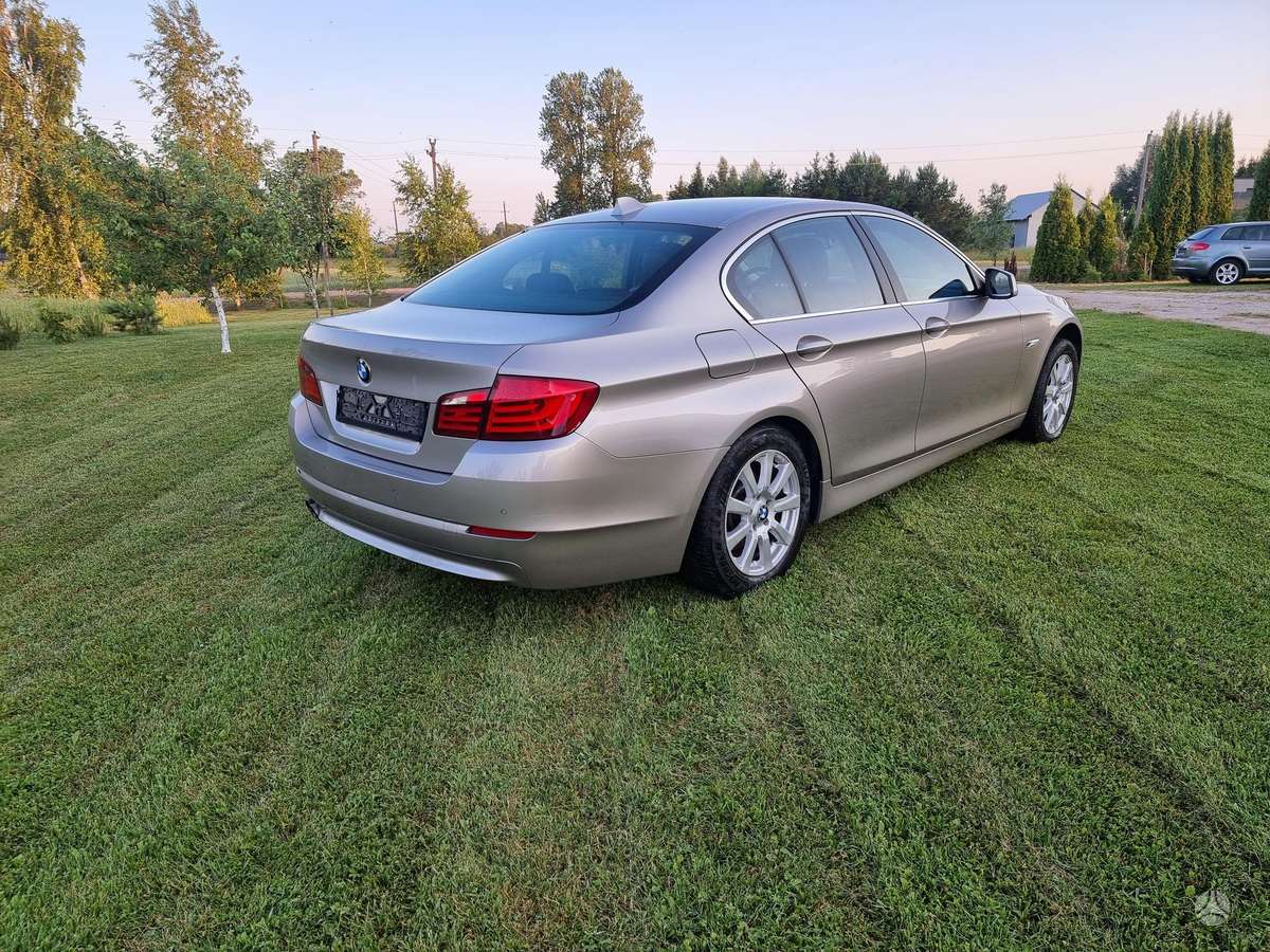BMW 520, 2.0 l., sedanas