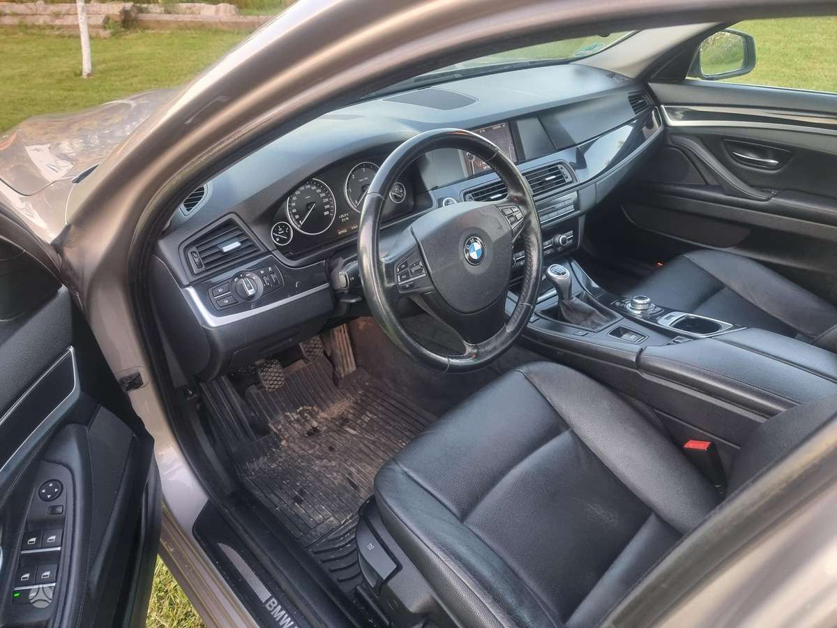 BMW 520, 2.0 l., sedanas