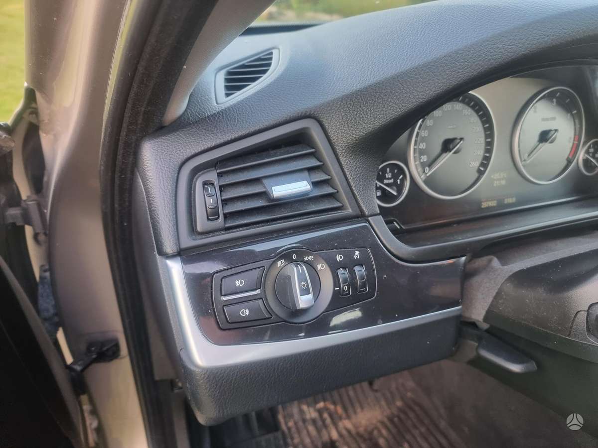 BMW 520, 2.0 l., sedanas