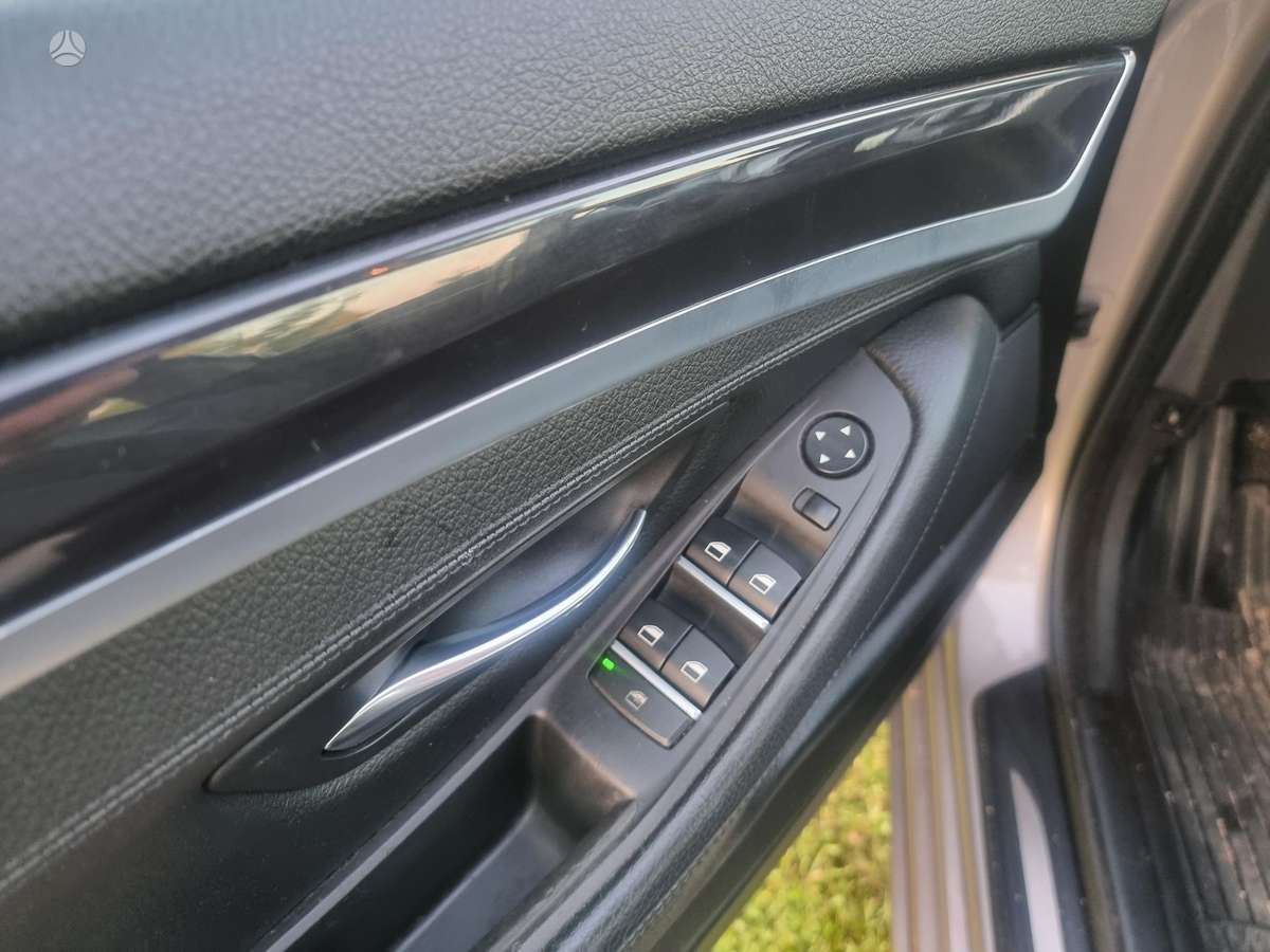 BMW 520, 2.0 l., sedanas