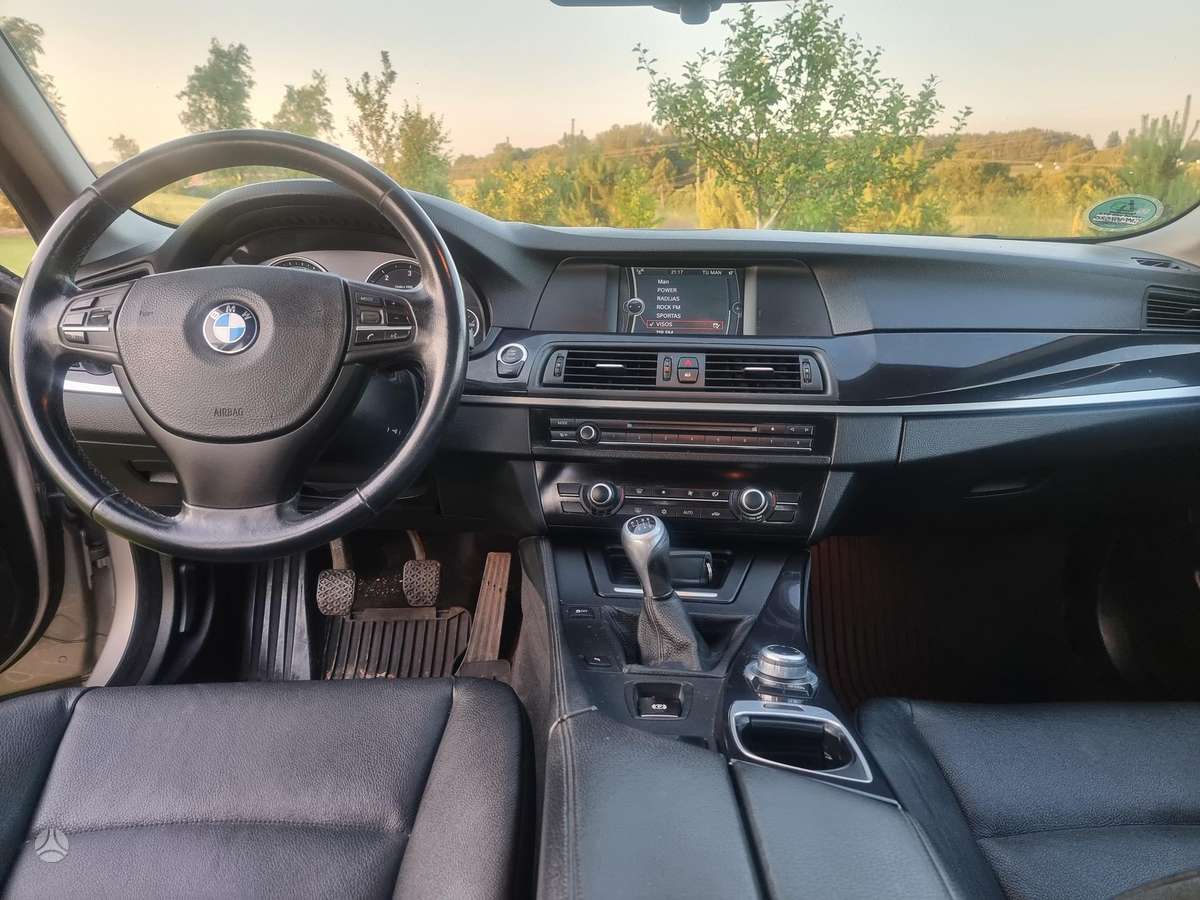 BMW 520, 2.0 l., sedanas