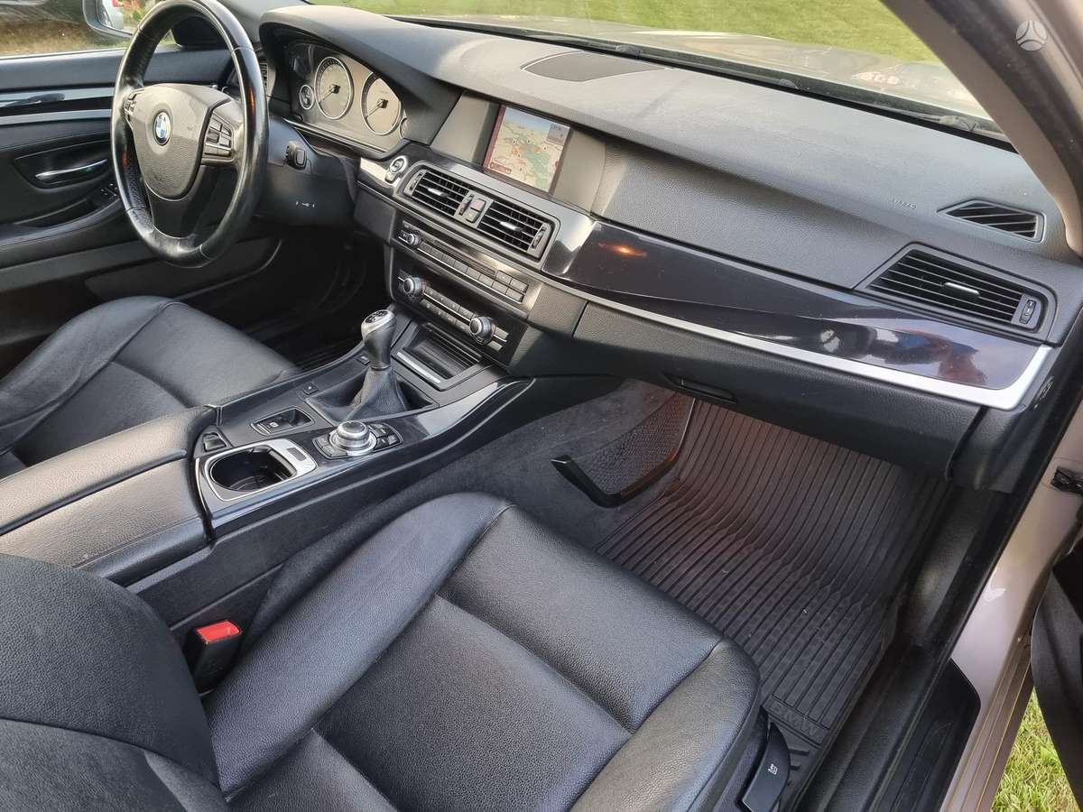 BMW 520, 2.0 l., sedanas