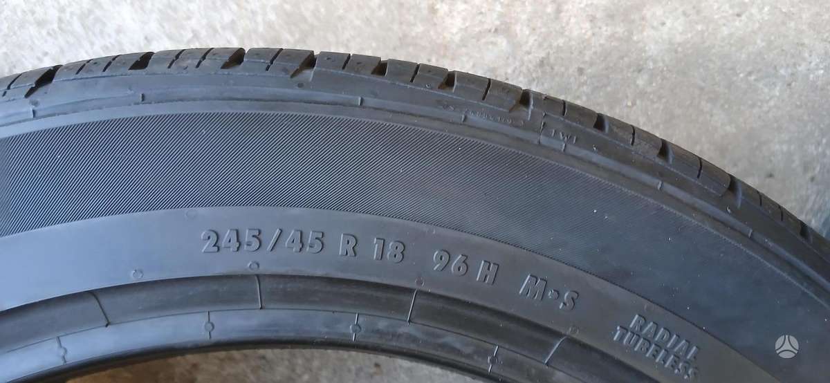 Continental, vasaras 245/45 R18