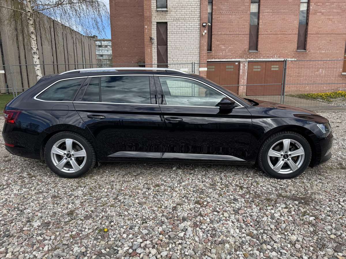 Skoda Superb, 2.0 l., Универсал