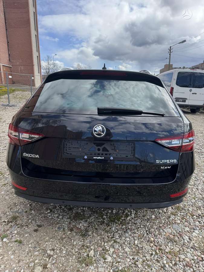 Skoda Superb, 2.0 l., Универсал