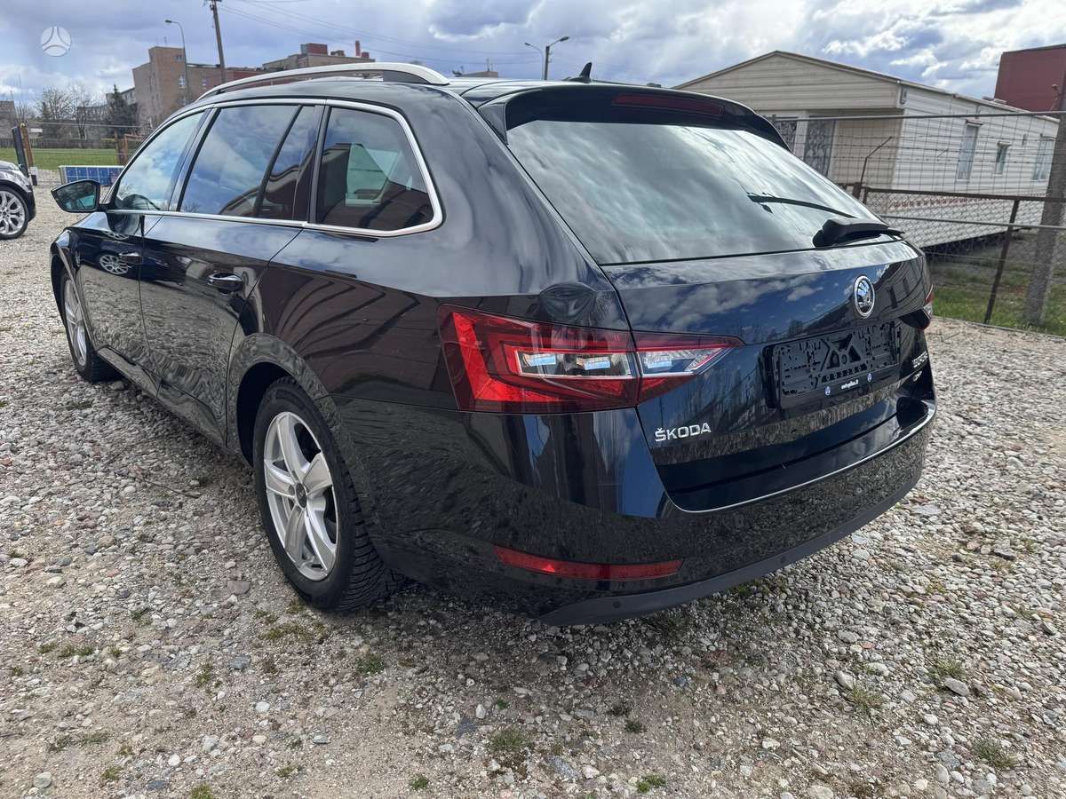 Skoda Superb, 2.0 l., Универсал