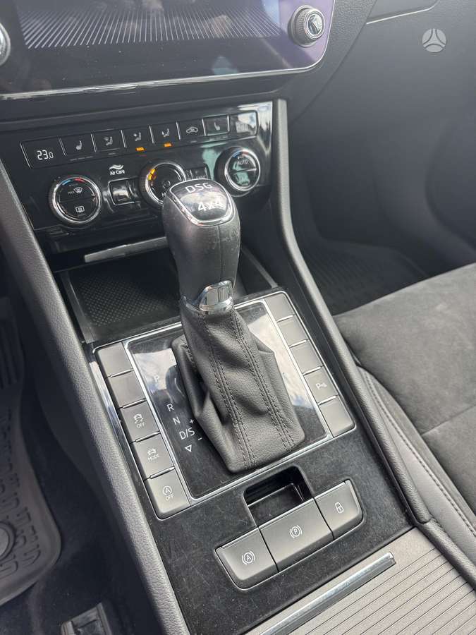 Skoda Superb, 2.0 l., Универсал