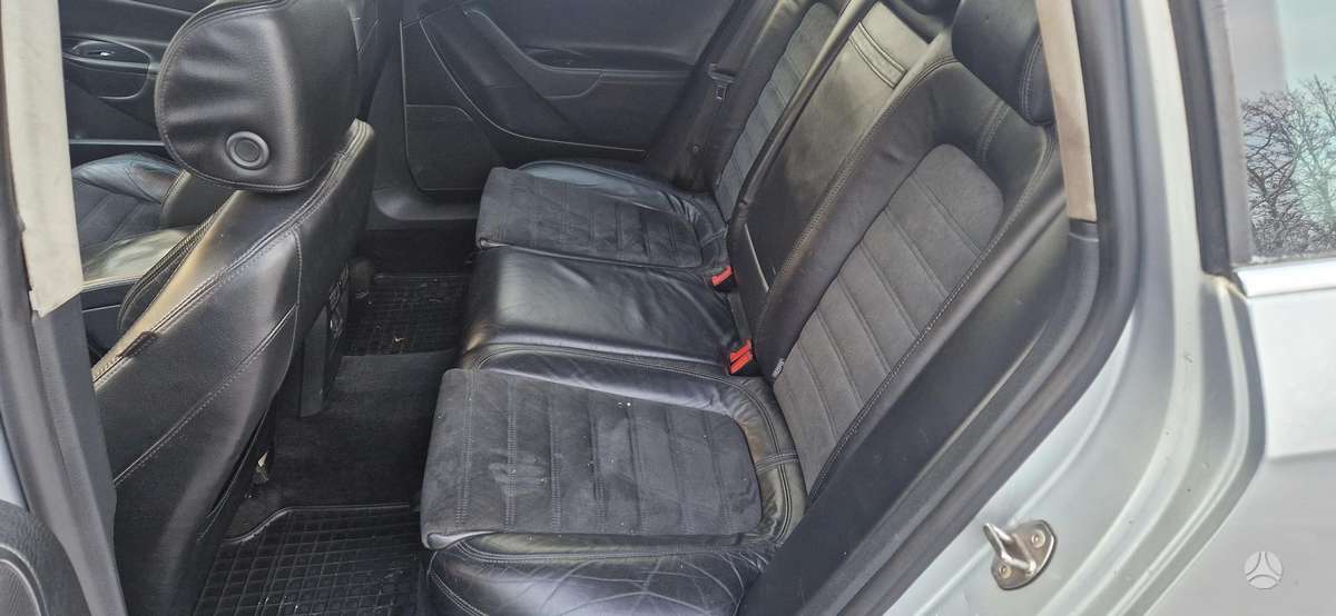 Volkswagen Passat - 7