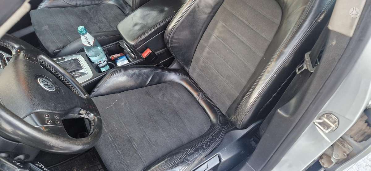 Volkswagen Passat - 8