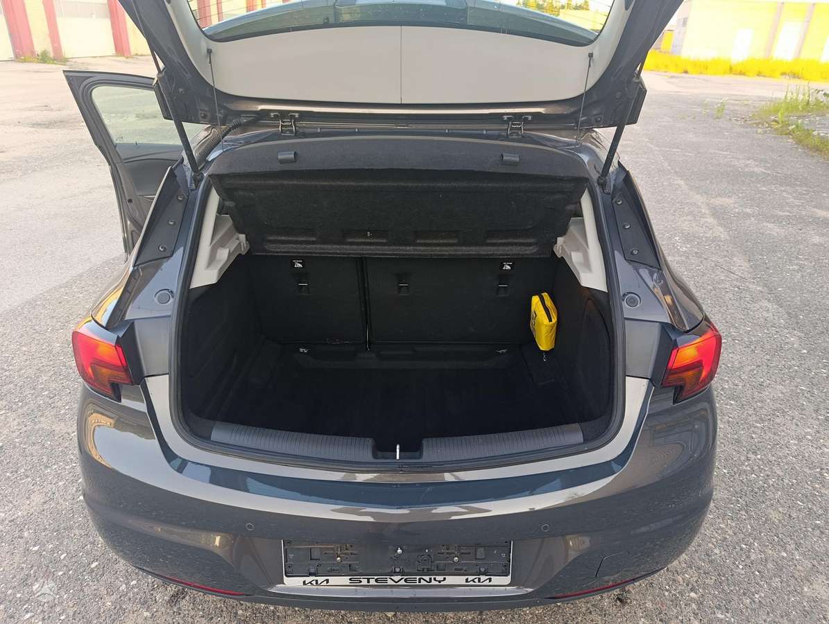 Opel Astra, 1.6 l., hatchback