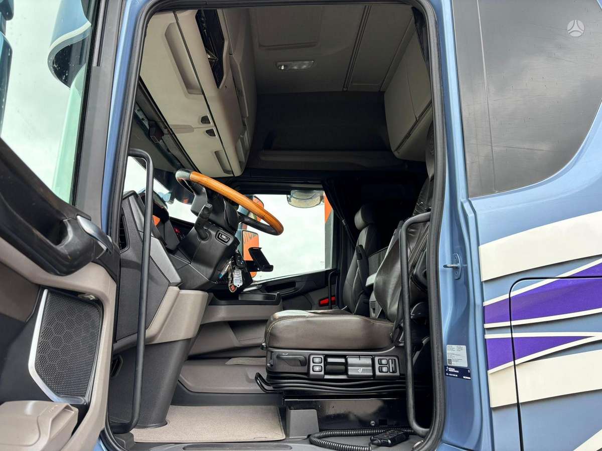Scania R660 6X4, лесовозы