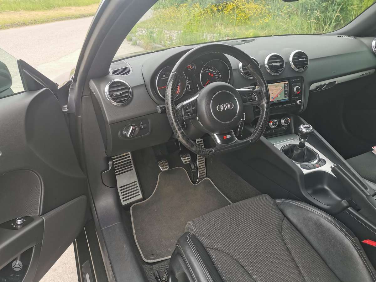 Audi TT, 2.0 l., Купе (coupe)