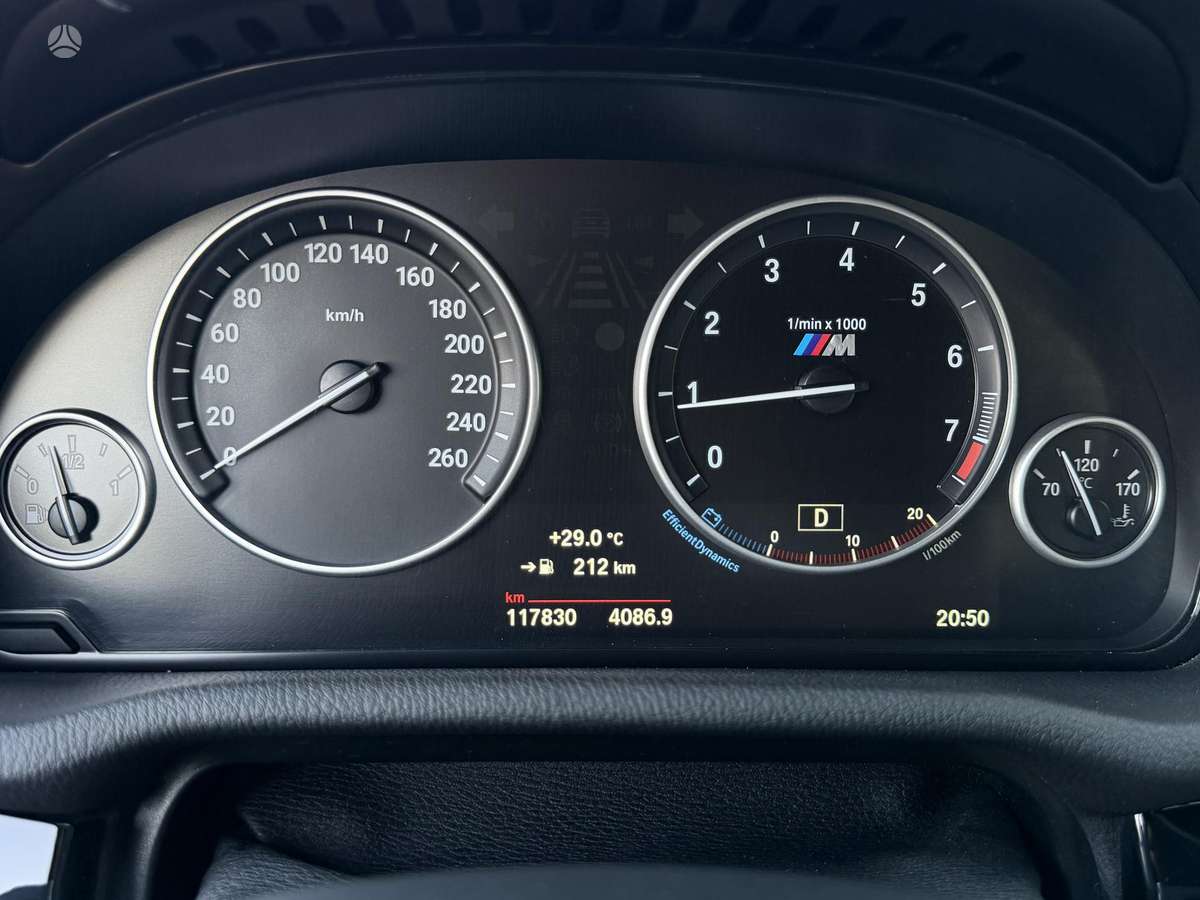 BMW X4, 2.0 l., off-road / crossover