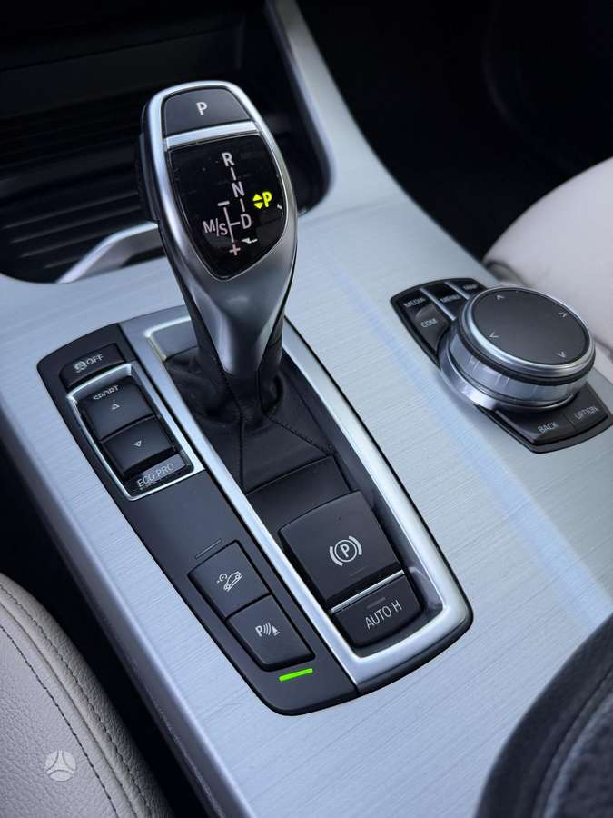 BMW X4, 2.0 l., off-road / crossover