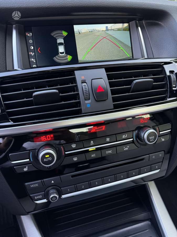 BMW X4, 2.0 l., off-road / crossover