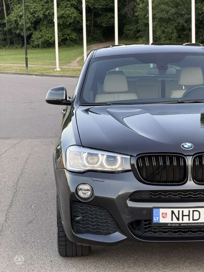 BMW X4, 2.0 l., off-road / crossover