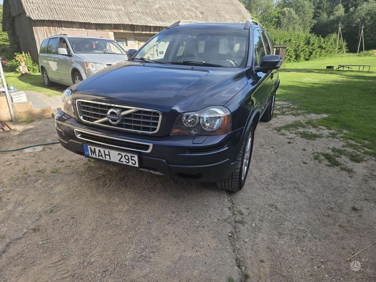 Volvo XC90 - 11