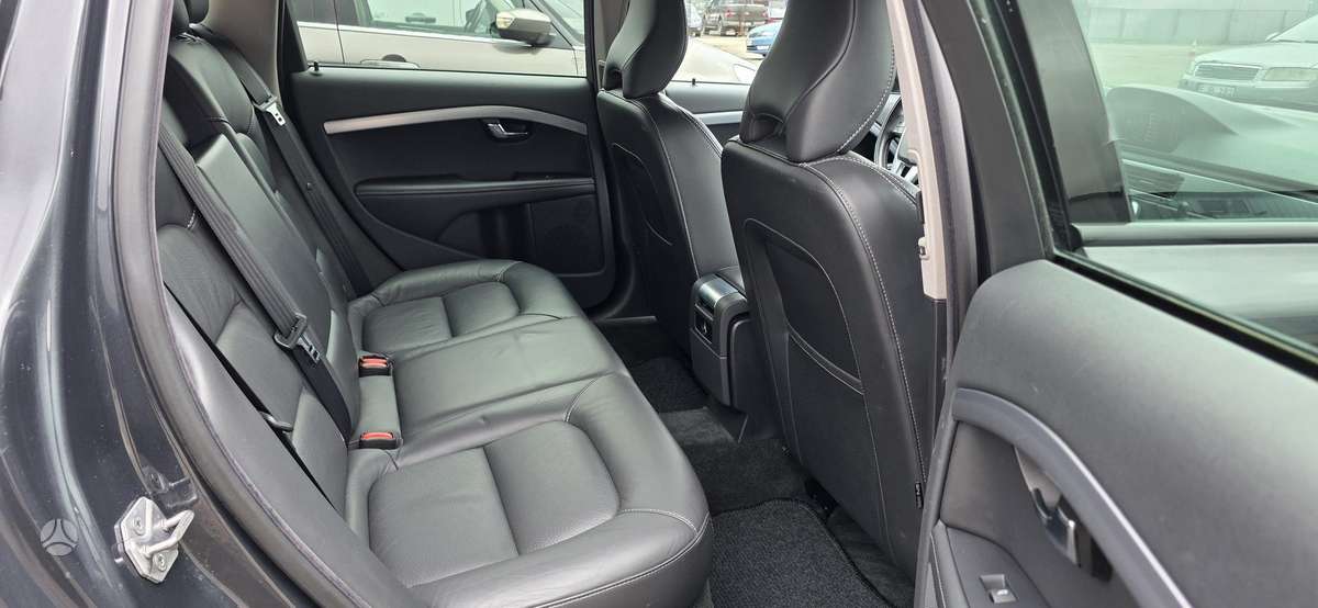 Volvo V70, 2.0 l., Универсал