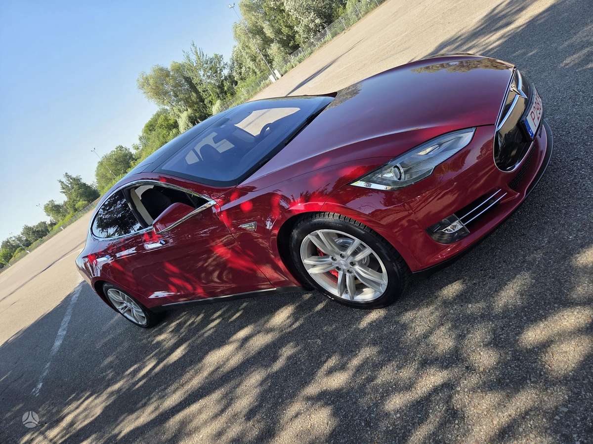 Tesla Model S, 85 kWh, sedanas