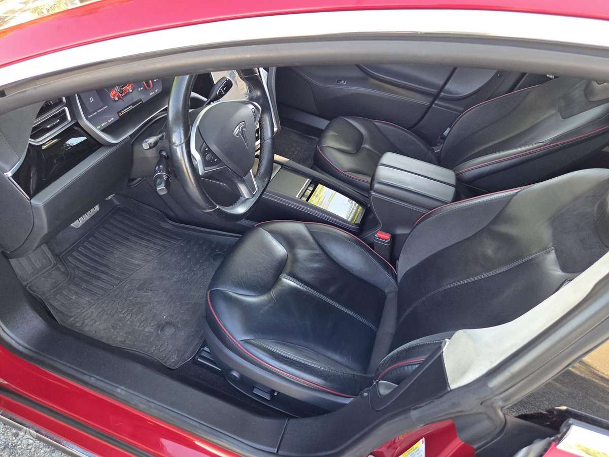 Tesla Model S, 85 kWh, sedanas