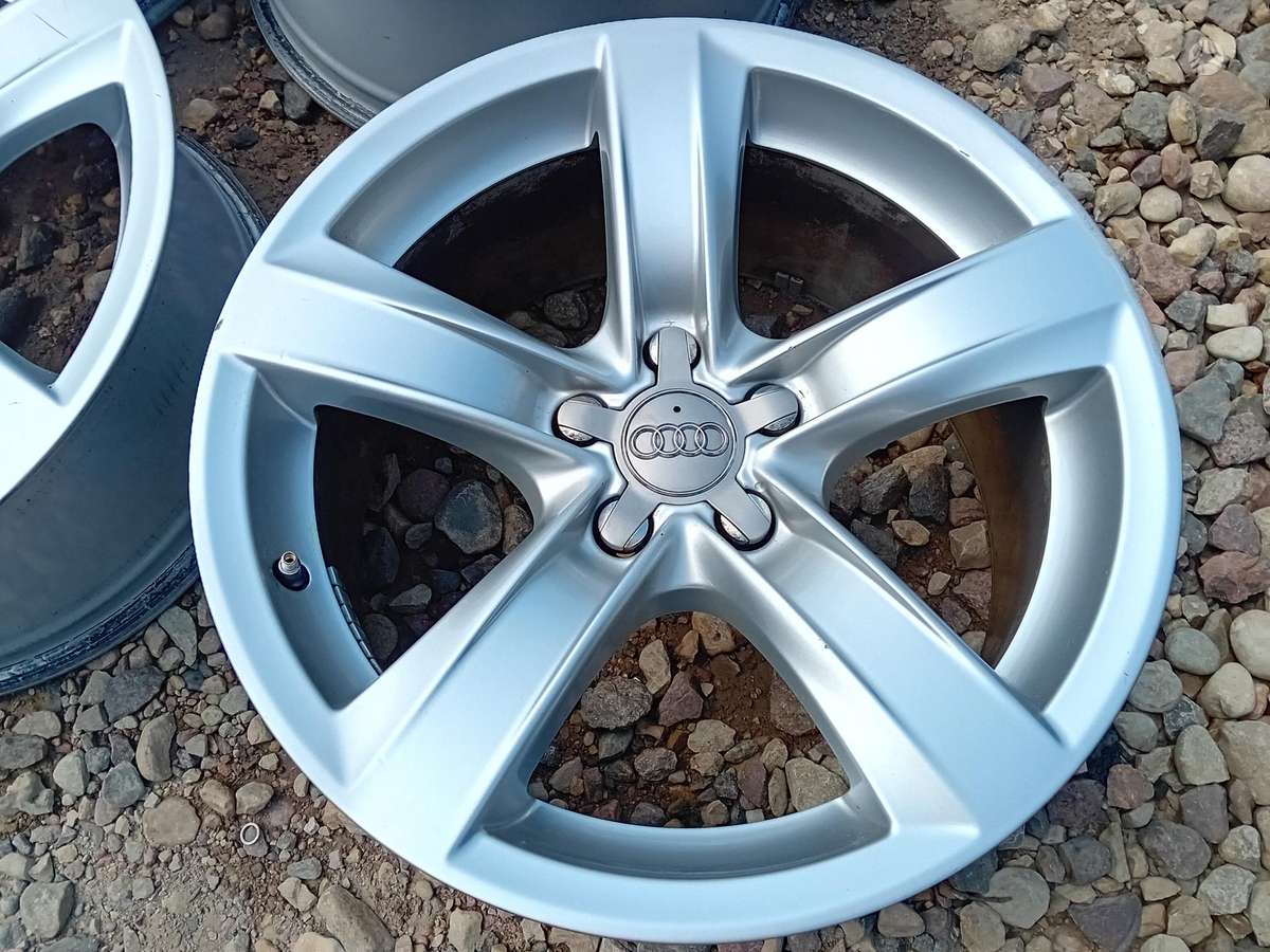 Audi, light alloy, R18