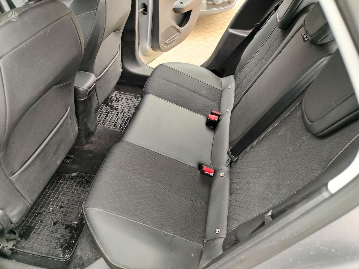 Opel Corsa, 1.2 l., hatchback