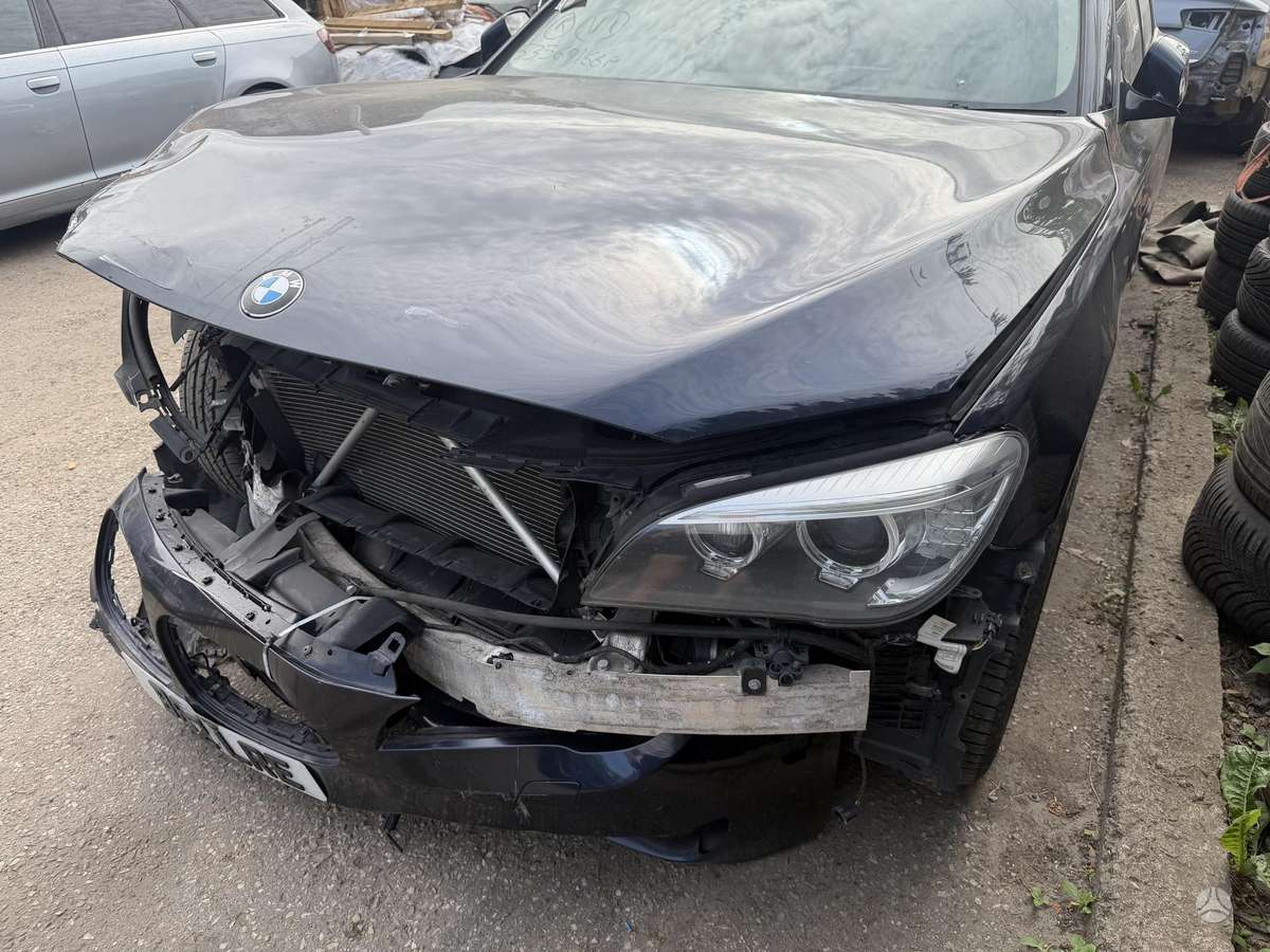 BMW 7 serija