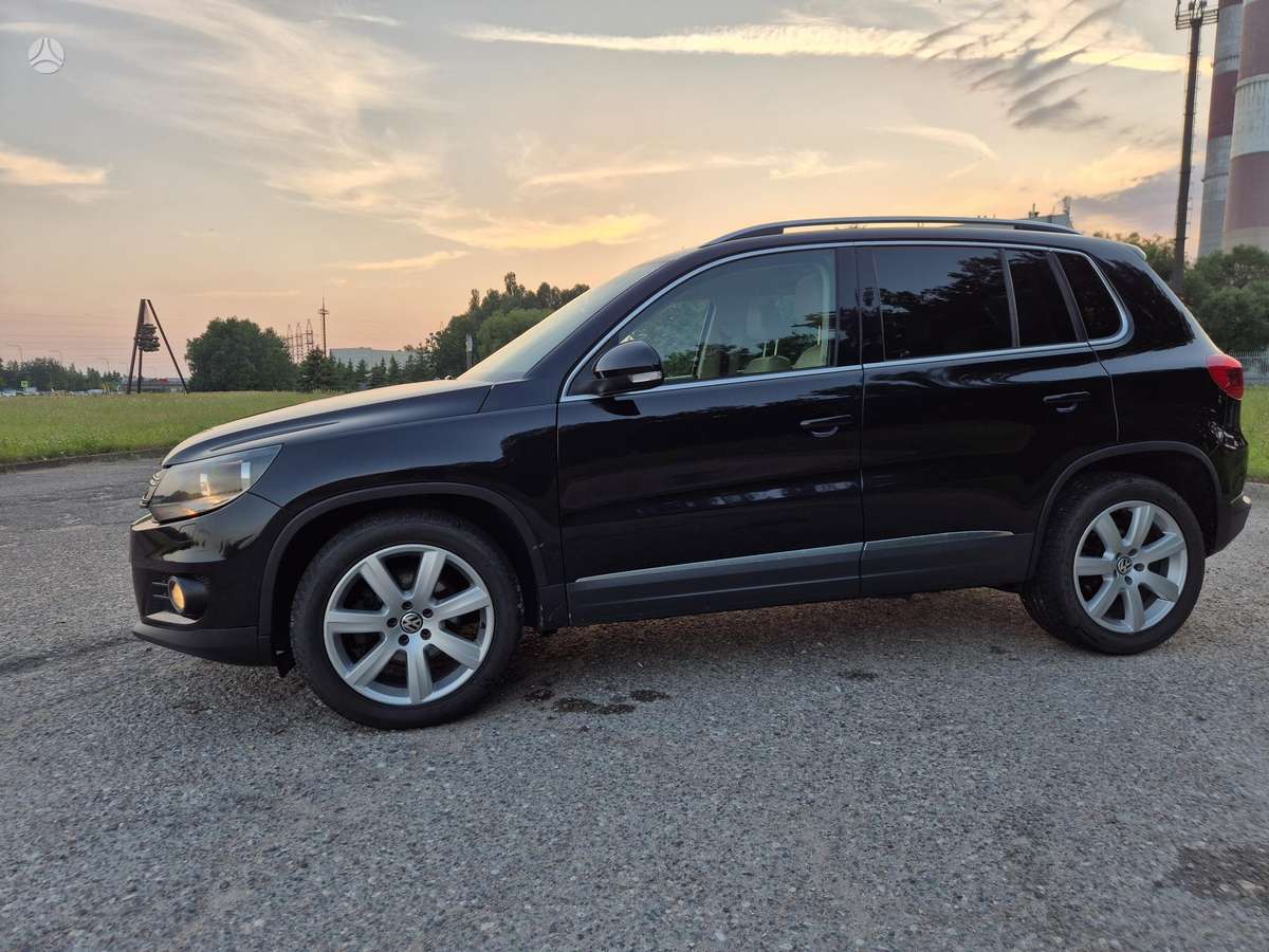 Volkswagen Tiguan - 4