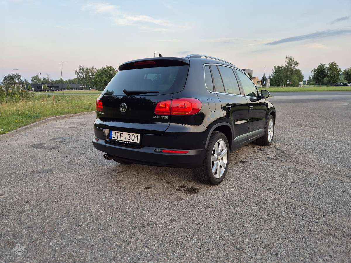 Volkswagen Tiguan - 9