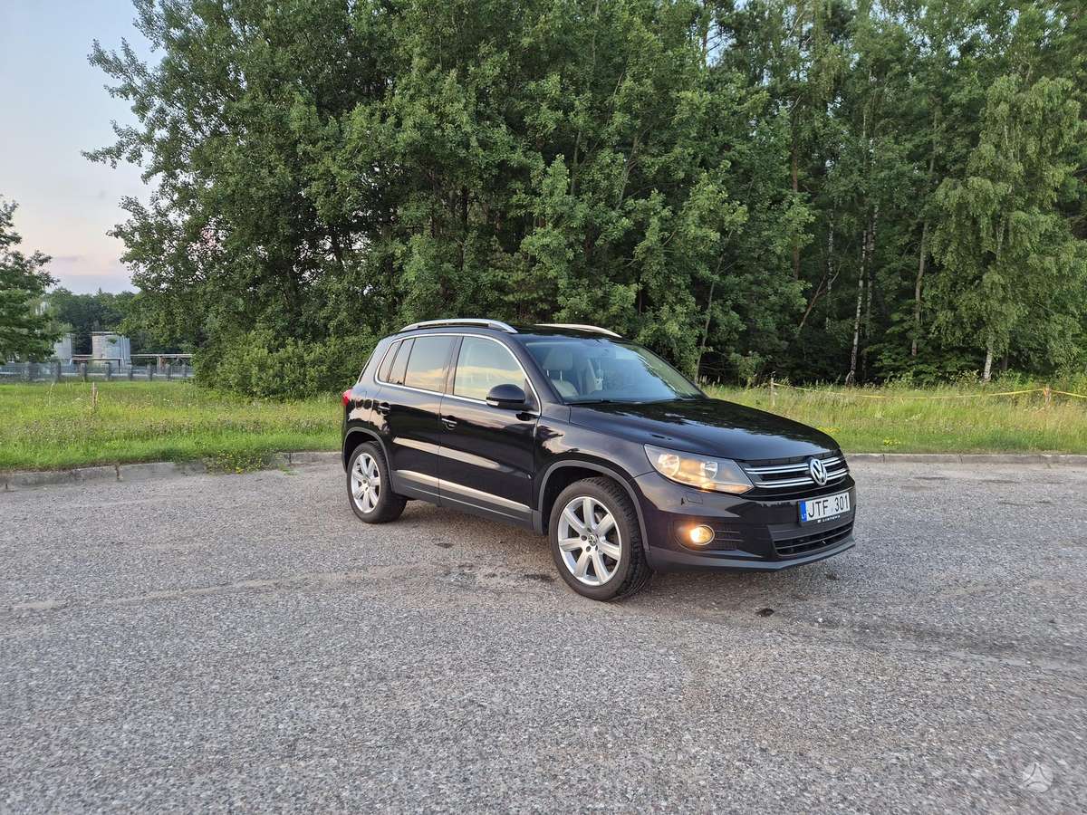 Volkswagen Tiguan - 12
