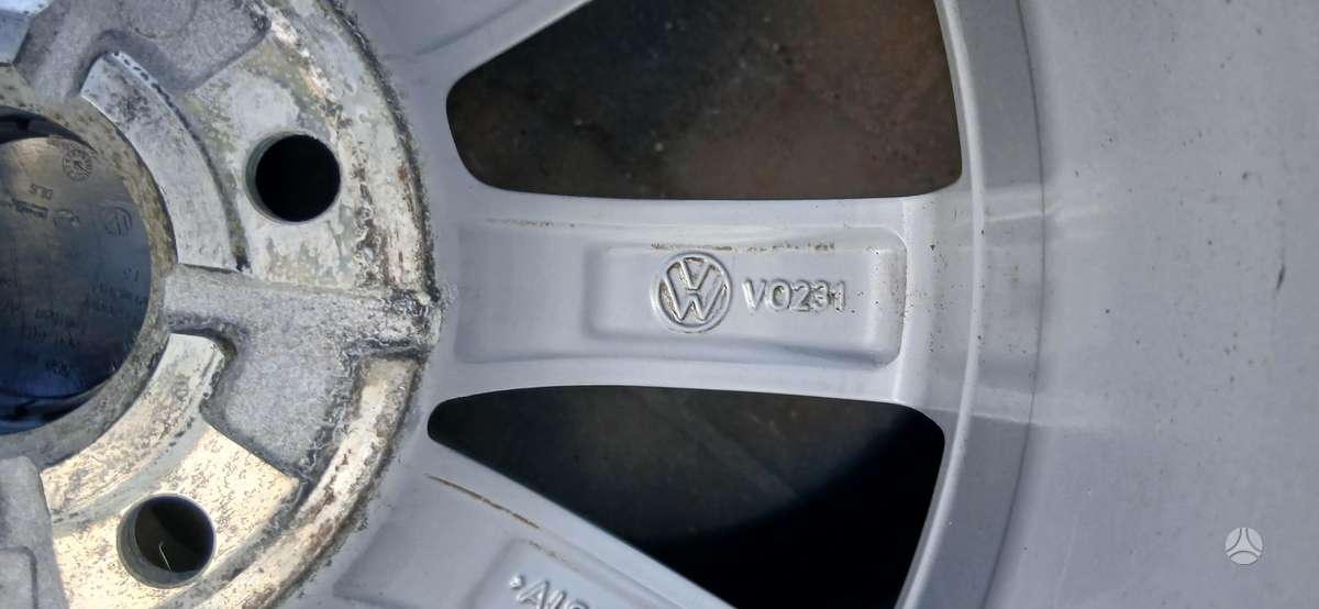Volkswagen, lengvojo lydinio, R16