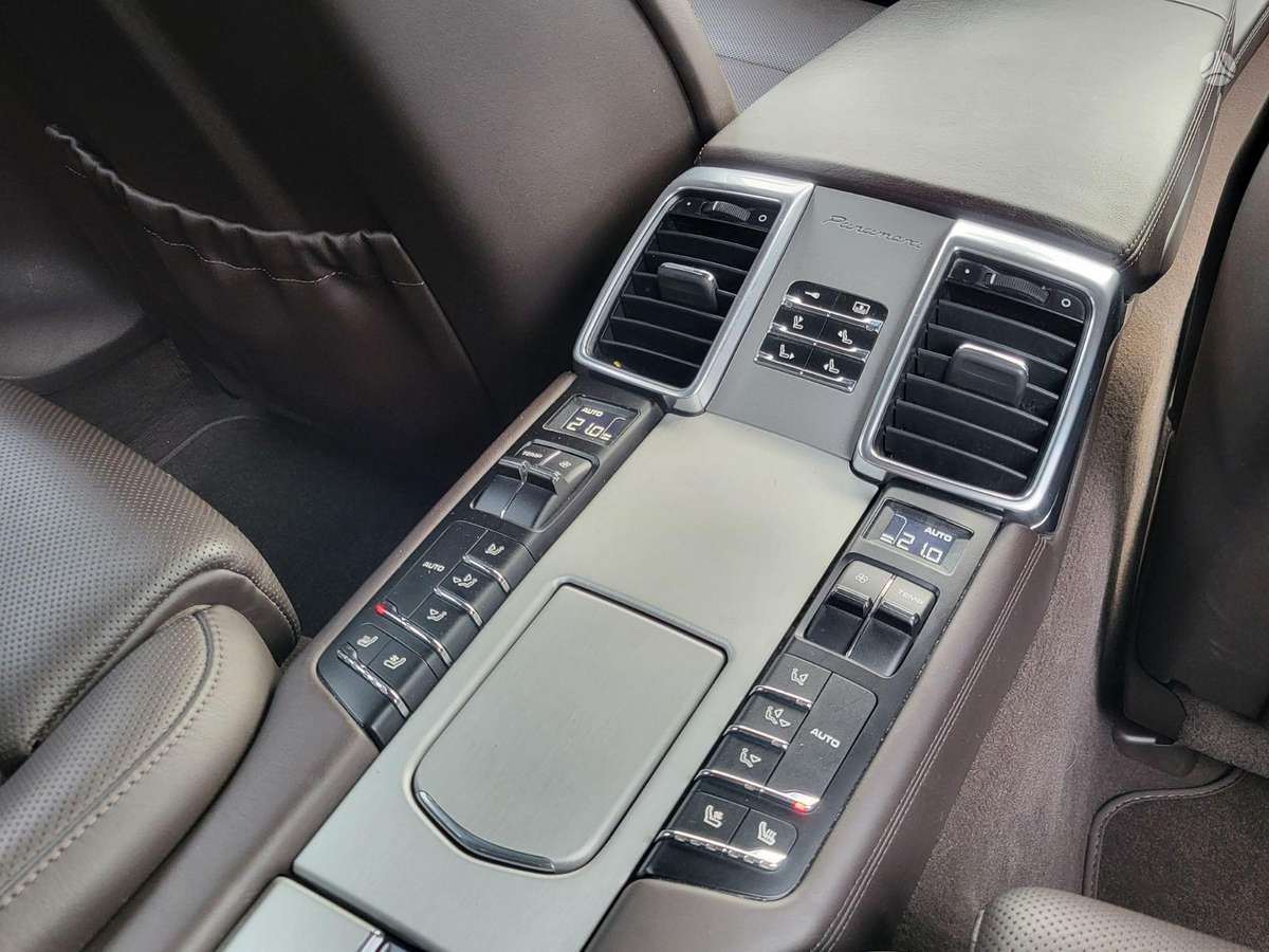 Porsche Panamera, 4.8 l., hatchback