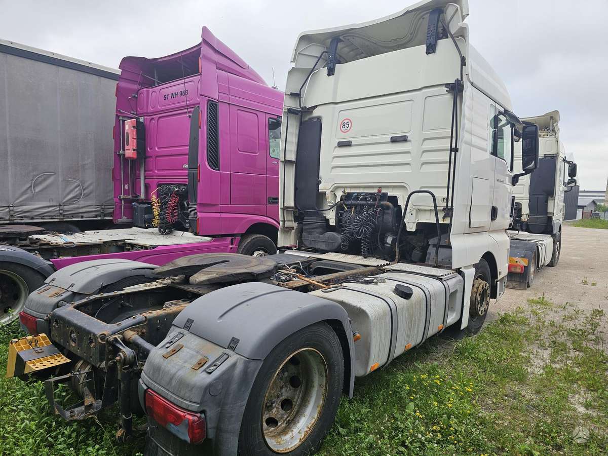 MAN TGX 440, 2 спальных места