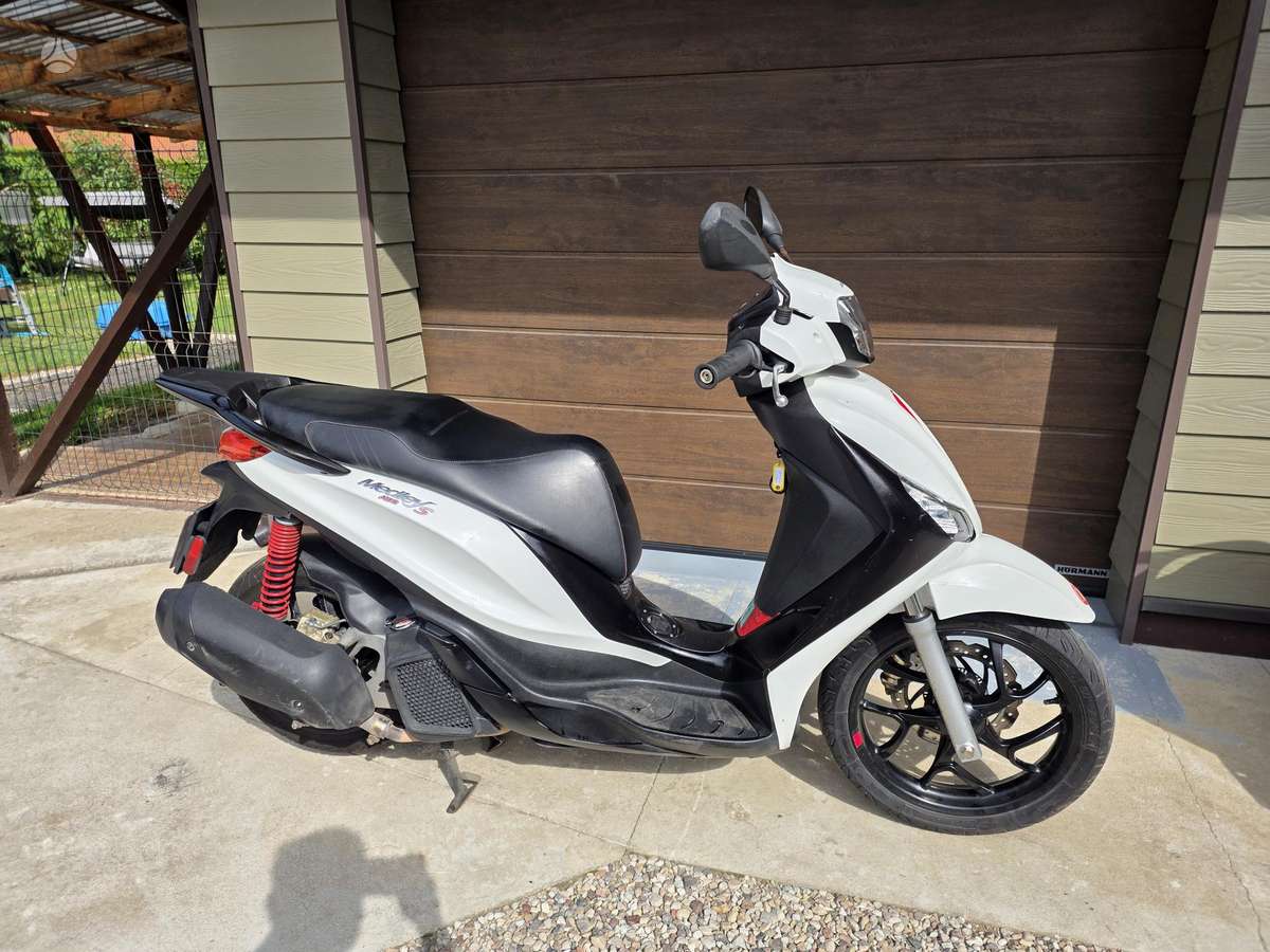 Piaggio Medley 125cc, мотороллеры / мопеды