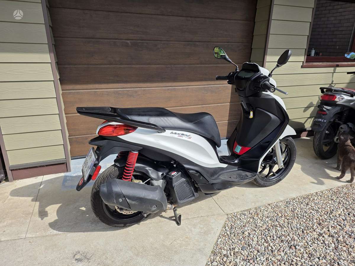 Piaggio Medley 125cc, мотороллеры / мопеды