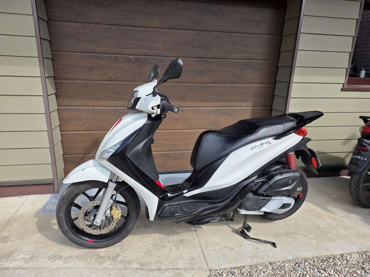 Piaggio Medley 125cc, мотороллеры / мопеды