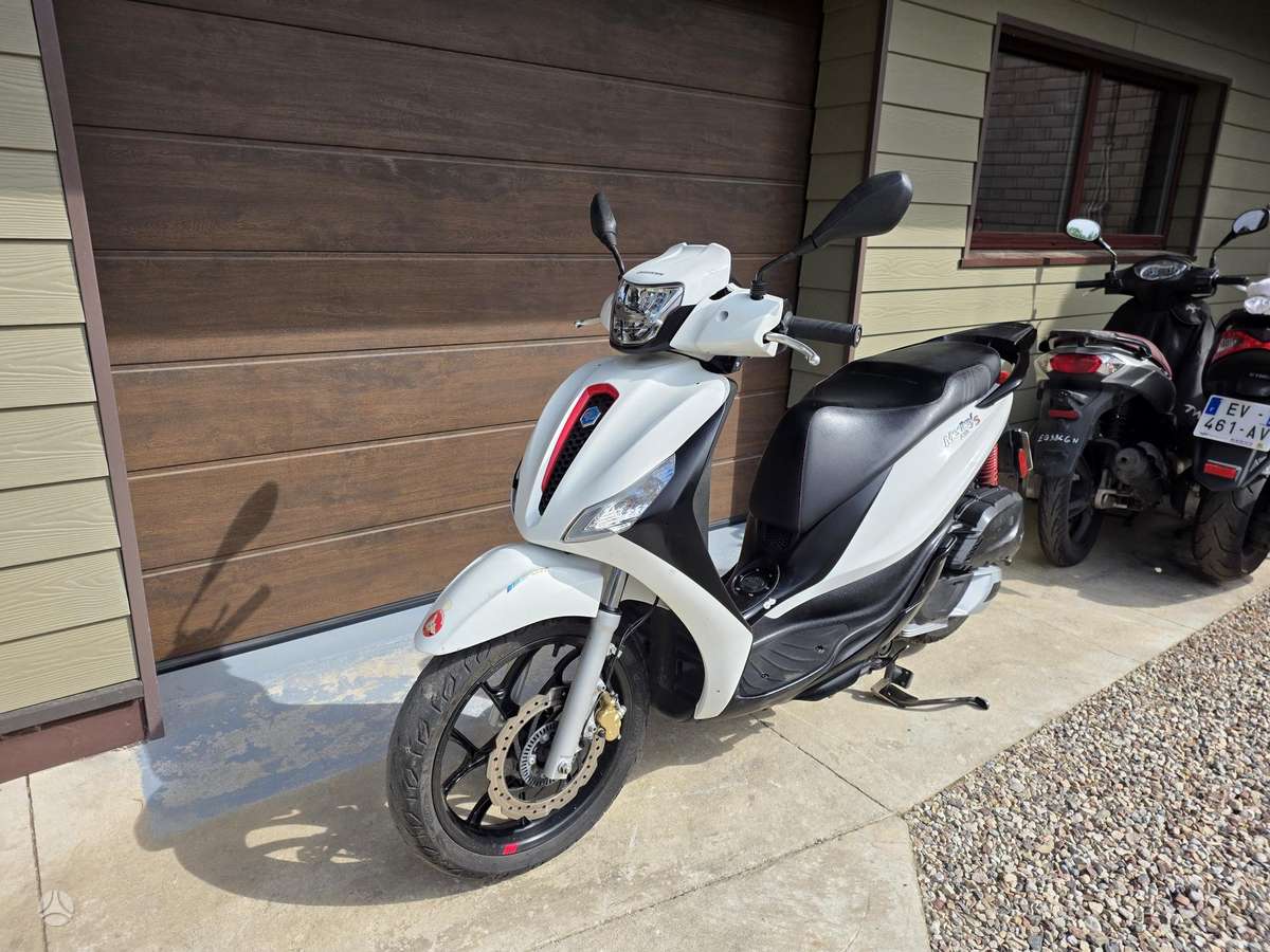 Piaggio Medley 125cc, мотороллеры / мопеды